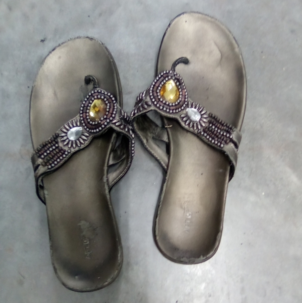 Apt. 9 Gray Braided Sandals